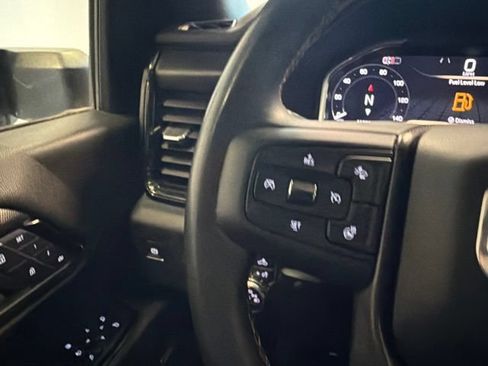 Used 2024 GMC Sierra 2500 AT4 w/ AT4 Premium Plus Package AWD/4WD image 36