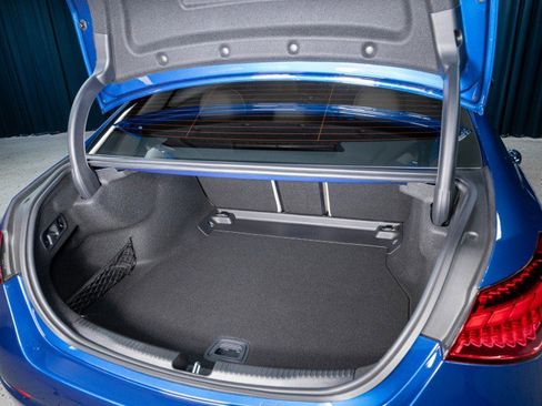 Certified 2023 Mercedes-Benz C 300 Sedan image 6