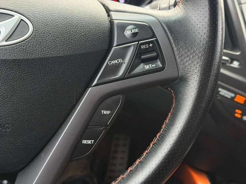 Used 2017 Hyundai Veloster Turbo w/ Tech Package 02 image 16