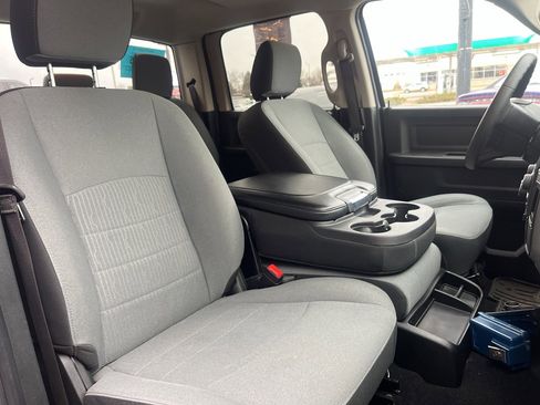 Used 2022 RAM 1500 Tradesman w/ Tradesman SXT Package image 12