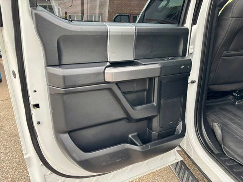 Used 2015 Ford F150 XLT w/ Equipment Group 302A Luxury AWD/4WD image 19
