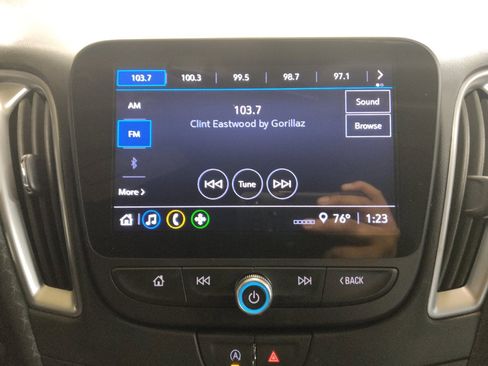 Used 2025 Chevrolet Malibu LS FWD image 25