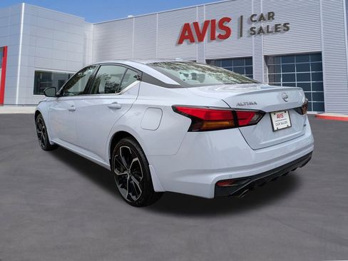 Used 2025 Nissan Altima 2.5 SR image 9