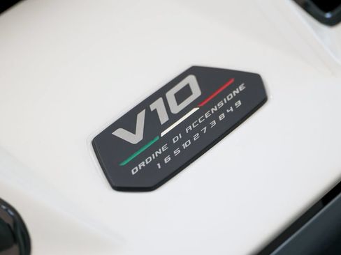 Used 2024 Lamborghini Huracan Tecnica RWD image 48