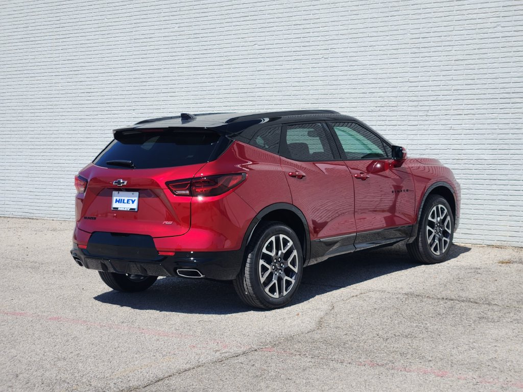 New 2026 Chevrolet Blazer RS FWD image 4