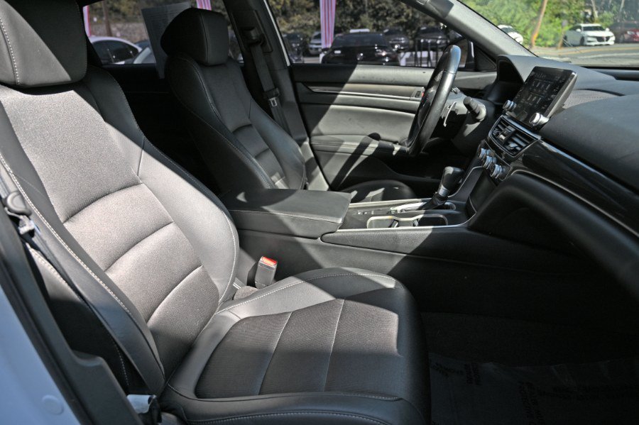 Used 2020 Honda Accord Sport image 14