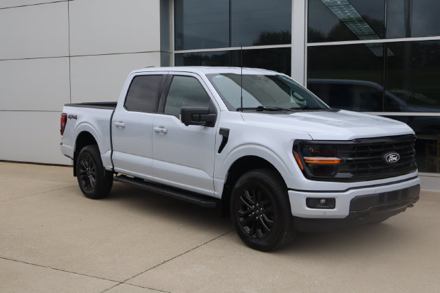 Used 2025 Ford F150 XLT w/ Equipment Group 302A MID AWD/4WD image 7