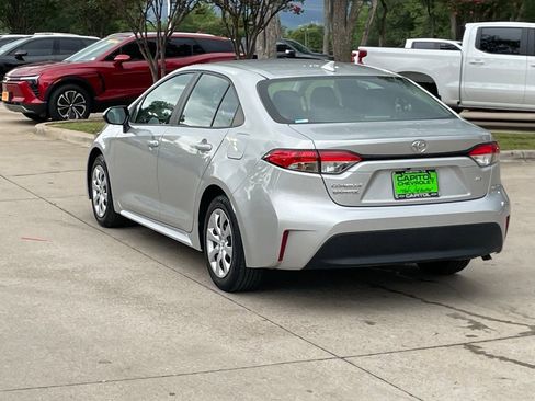 Used 2024 Toyota Corolla LE FWD image 4