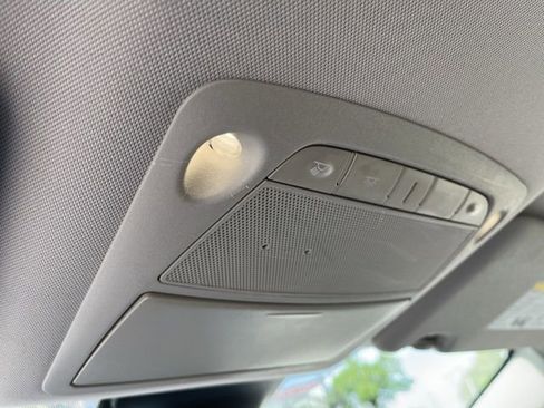 Used 2022 Nissan Rogue Sport S image 27