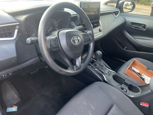 Used 2024 Toyota Corolla LE FWD image 9