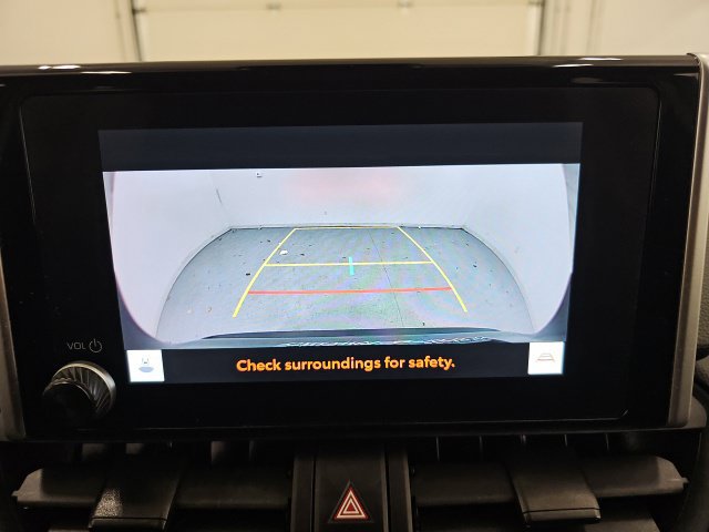 Certified 2025 Toyota RAV4 LE AWD/4WD image 27