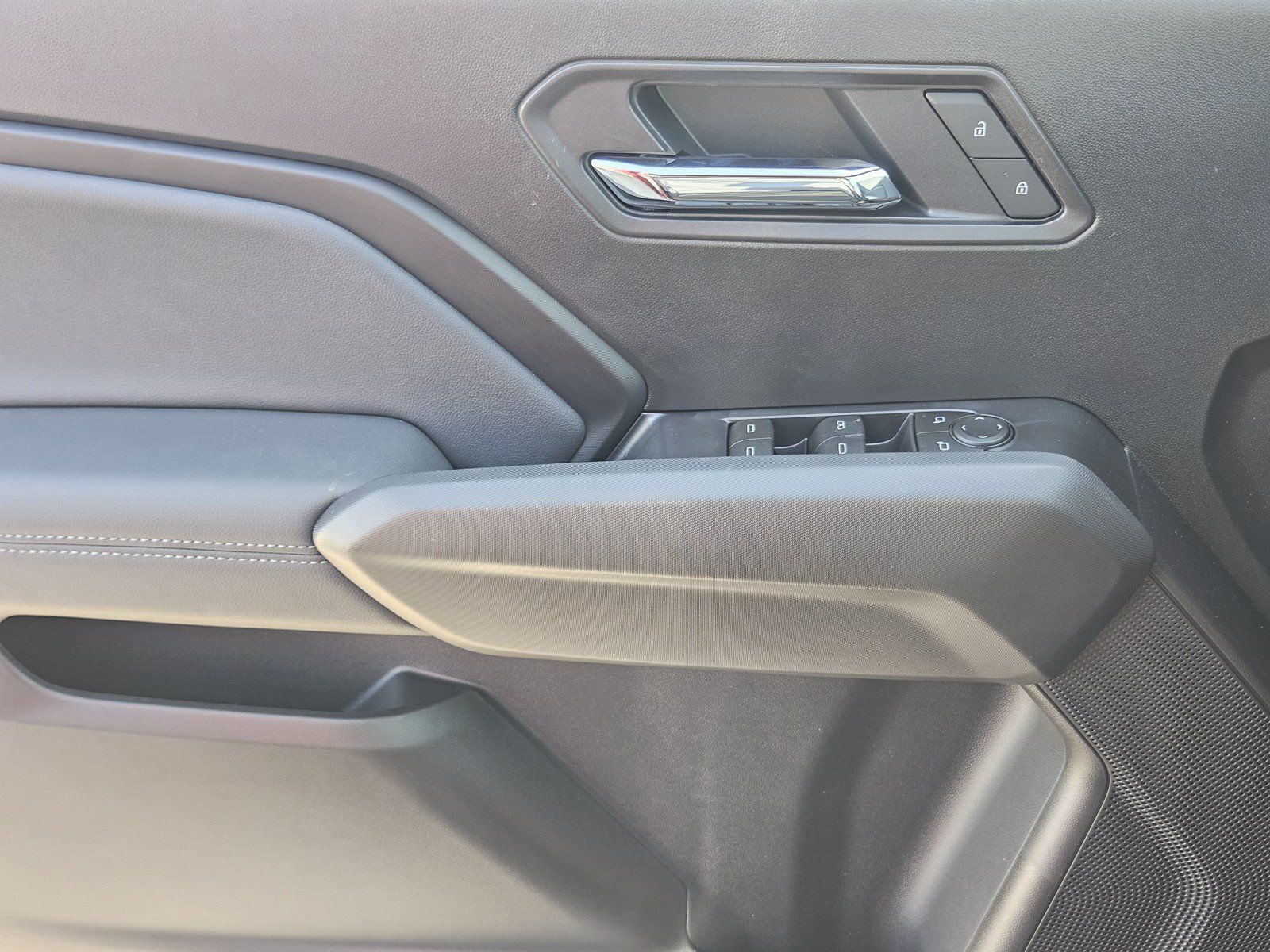 New 2026 Chevrolet Colorado LT w/ LT Convenience Package RWD image 16