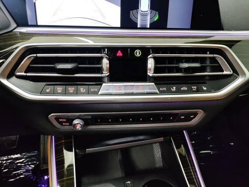 Used 2019 BMW X5 xDrive40i w/ M Sport Package image 23