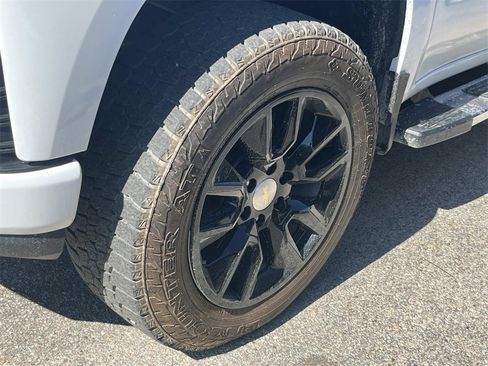 Used 2021 Chevrolet Silverado 1500 Custom w/ Custom Max Trailering Package image 5