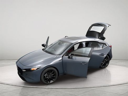 New 2026 MAZDA MAZDA3 Carbon image 35