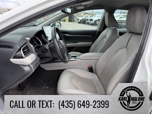 Used 2021 Toyota Camry XLE AWD/4WD image 13