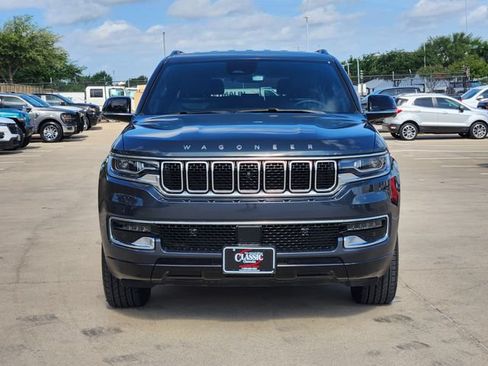 Used 2024 Jeep Wagoneer 4WD w/ Convenience Group I image 10