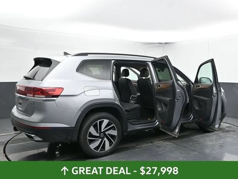 Used 2024 Volkswagen Atlas SE AWD/4WD image 39