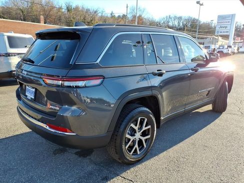 New 2025 Jeep Grand Cherokee Limited image 4