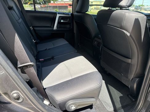 Used 2019 Toyota 4Runner SR5 Premium RWD image 11