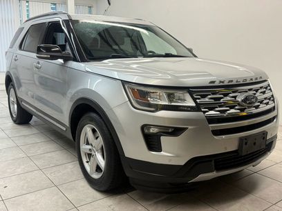 Used 2018 Ford Explorer XLT w/ Equipment Group 202A