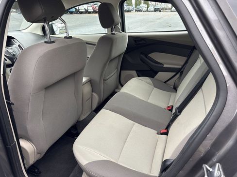 Used 2012 Ford Focus SE image 10