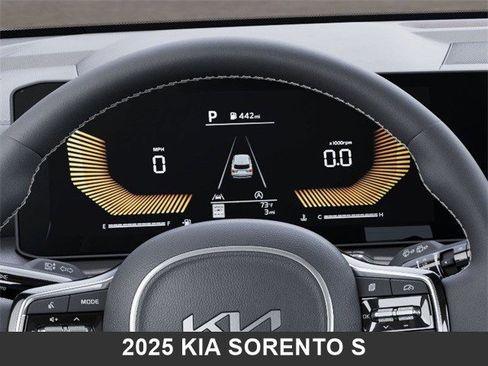 Used 2025 Kia Sorento S image 21