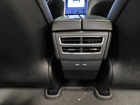 Used 2017 Tesla Model X image 18