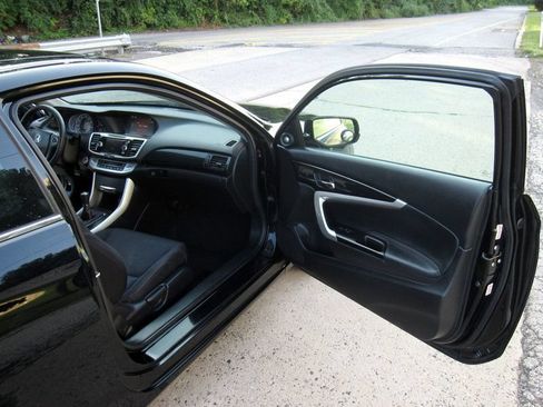 Used 2015 Honda Accord EX image 22