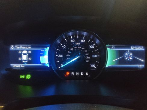 Used 2016 Ford Explorer XLT w/ Equipment Group 202A image 23