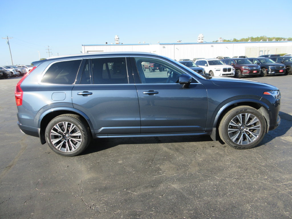 Used 2022 Volvo XC90 T6 Momentum w/ Advanced Package AWD/4WD image 5