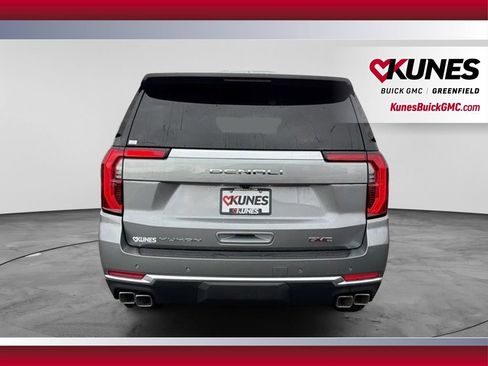 New 2026 GMC Yukon XL Denali w/ Sun & Power Step Package AWD/4WD image 4