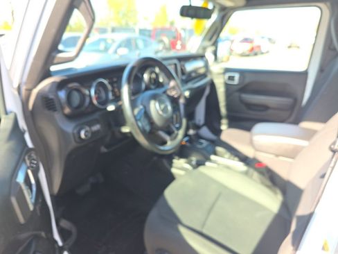 Certified 2020 Jeep Wrangler Unlimited Sport AWD/4WD image 12