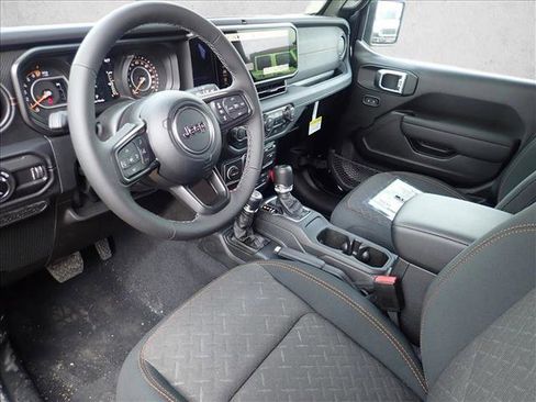 New 2026 Jeep Gladiator Mojave AWD/4WD image 9