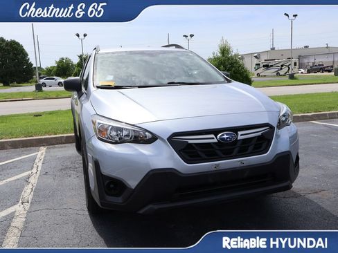 Used 2022 Subaru Crosstrek 2.0i AWD/4WD image 3