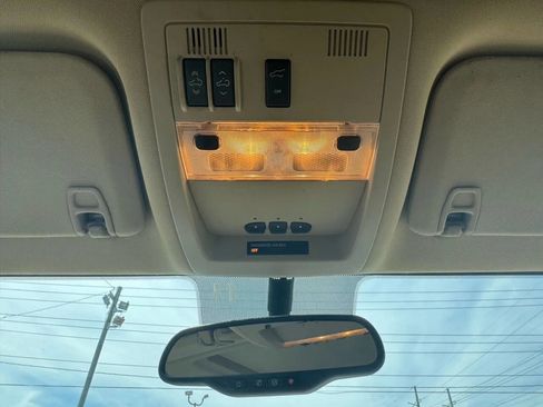 Used 2011 Chevrolet Tahoe LTZ image 29