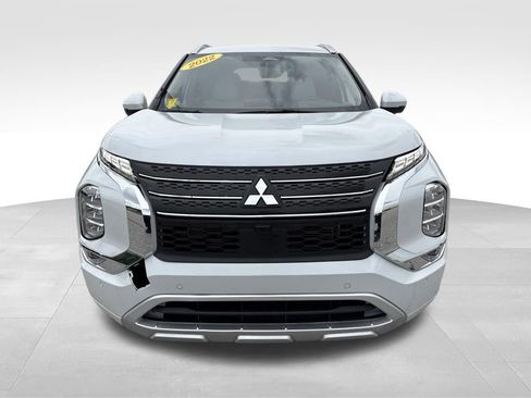 Used 2022 Mitsubishi Outlander SEL FWD image 2