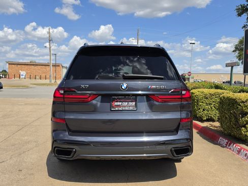 Used 2020 BMW X7 M50i w/ Dynamic Handling Package AWD/4WD image 4