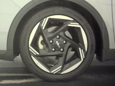 Used 2025 Kia K4 EX FWD image 21