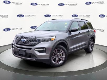 Certified 2022 Ford Explorer XLT w/ Equipment Group 202A