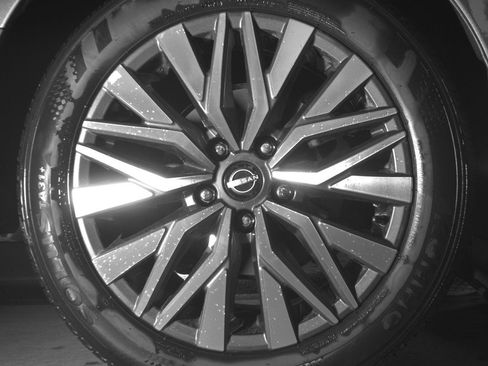 Used 2025 Nissan Altima 2.5 SV image 15