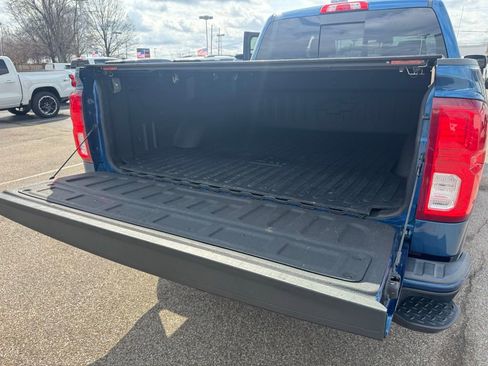 Certified 2018 Chevrolet Silverado 1500 High Country image 37