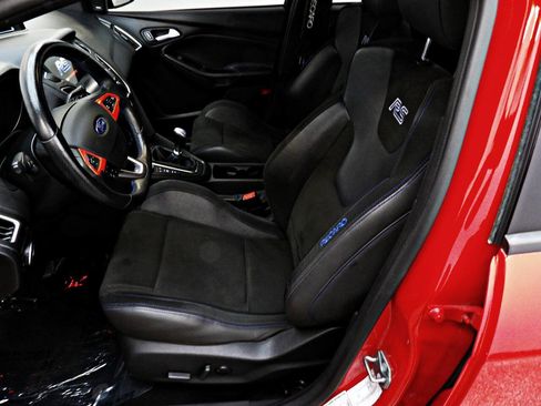 Used 2018 Ford Focus RS image 8