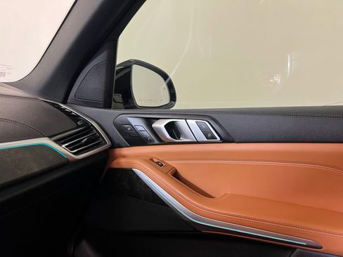 Used 2022 BMW X5 xDrive45e w/ Luxury Seating Package image 28