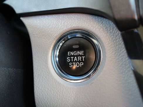 Used 2015 Toyota Sienna XLE w/ XLE Navigation Package FWD image 25