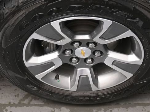 Used 2019 Chevrolet Colorado Z71 AWD/4WD image 29