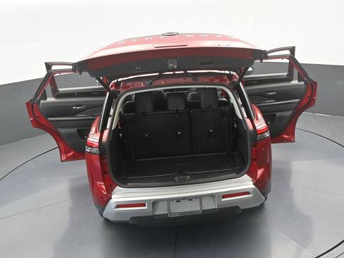 Used 2022 Nissan Pathfinder Platinum w/ Cargo Package FWD image 80
