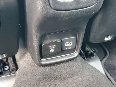Used 2021 Jeep Compass Limited w/ Sun and Sound Group AWD/4WD image 29