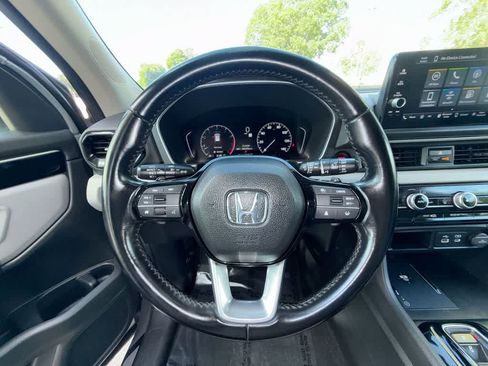 Used 2024 Honda Pilot EX-L image 15