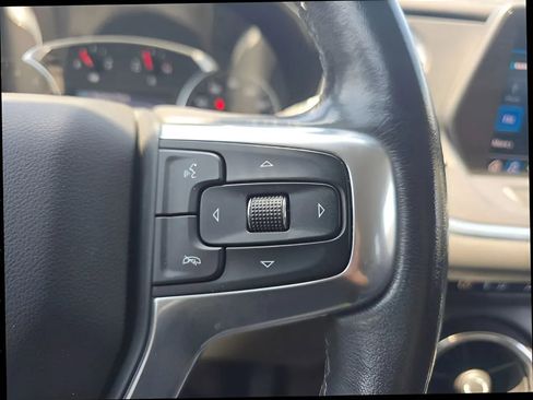 Used 2020 Chevrolet Blazer LT image 25